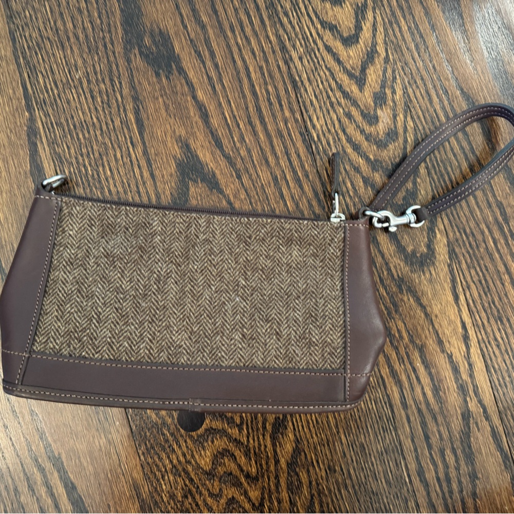 Elegant Coach Brown Leather and Fabric wristlet